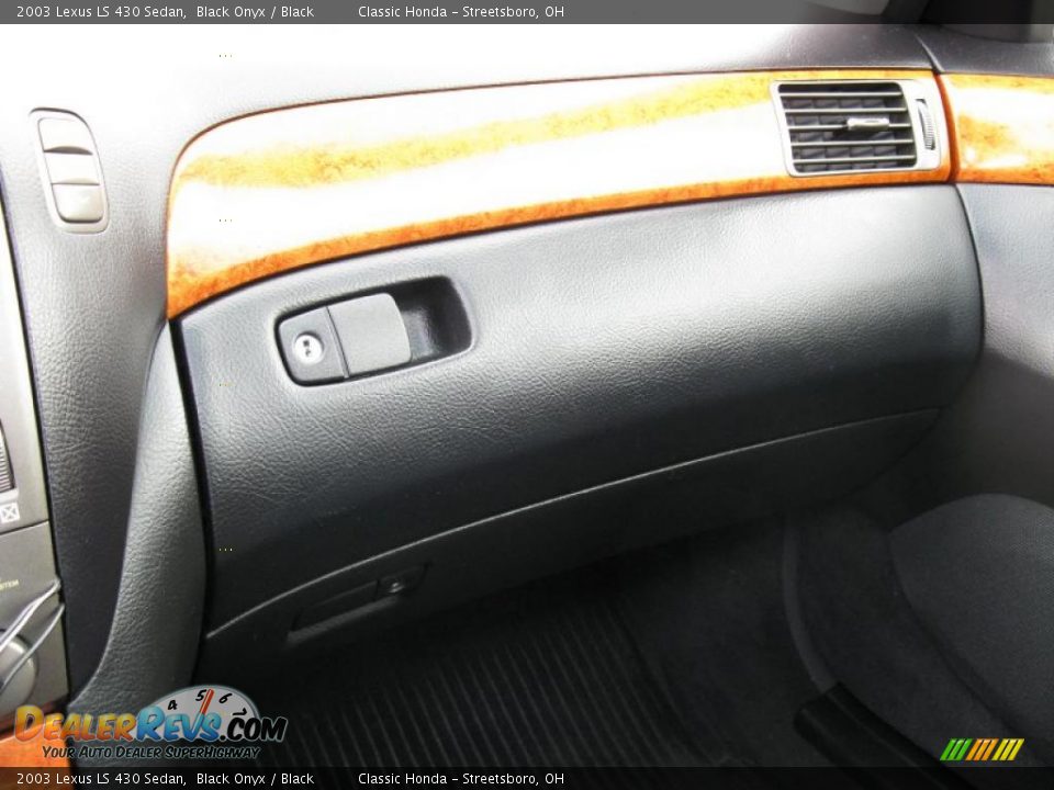 2003 Lexus LS 430 Sedan Black Onyx / Black Photo #19