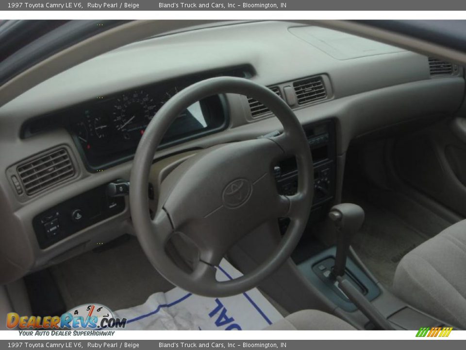 1997 Toyota Camry LE V6 Ruby Pearl / Beige Photo #19