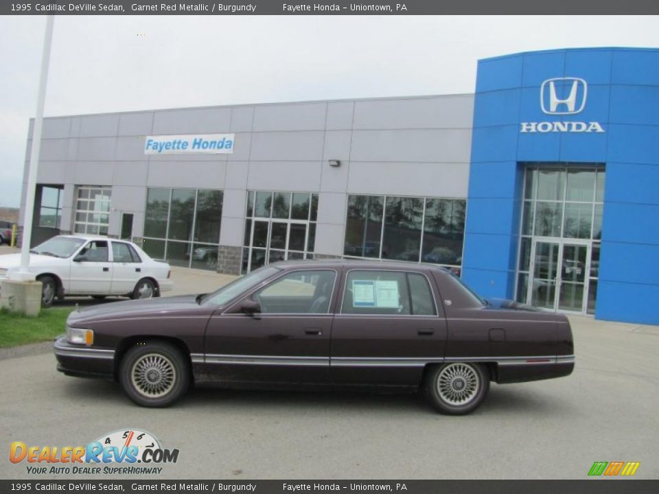1995 Cadillac DeVille Sedan Garnet Red Metallic / Burgundy Photo #2