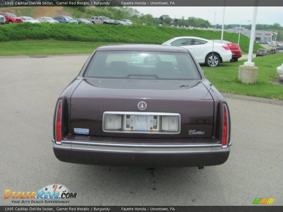 1995 Cadillac DeVille Sedan Garnet Red Metallic / Burgundy Photo #3