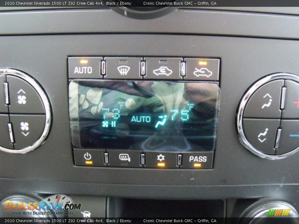 2010 Chevrolet Silverado 1500 LT Z92 Crew Cab 4x4 Black / Ebony Photo #19