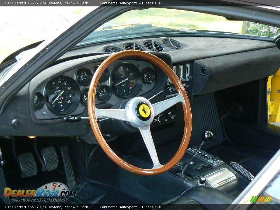 1971 Ferrari 365 GTB/4 Daytona Yellow / Black Photo #4