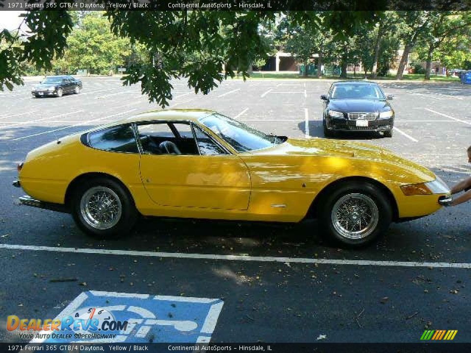 1971 Ferrari 365 GTB/4 Daytona Yellow / Black Photo #7