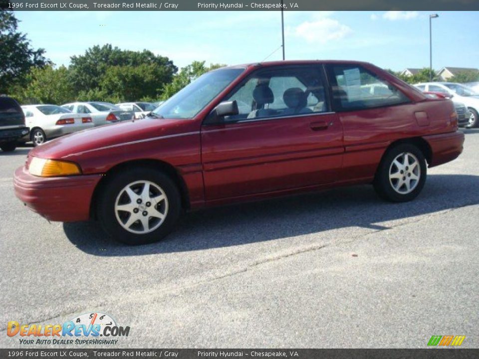 1996 Ford Escort LX Coupe Toreador Red Metallic / Gray Photo #2