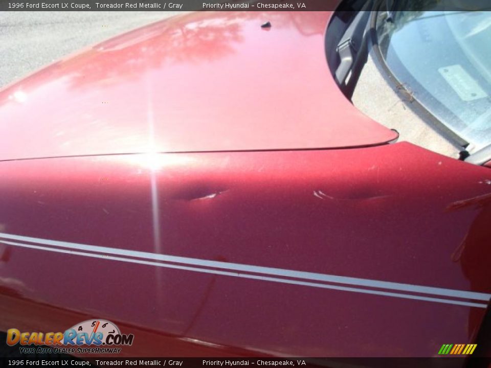 1996 Ford Escort LX Coupe Toreador Red Metallic / Gray Photo #19