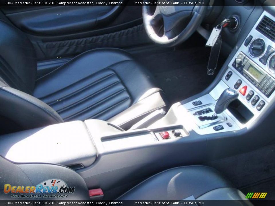 2004 Mercedes-Benz SLK 230 Kompressor Roadster Black / Charcoal Photo #20