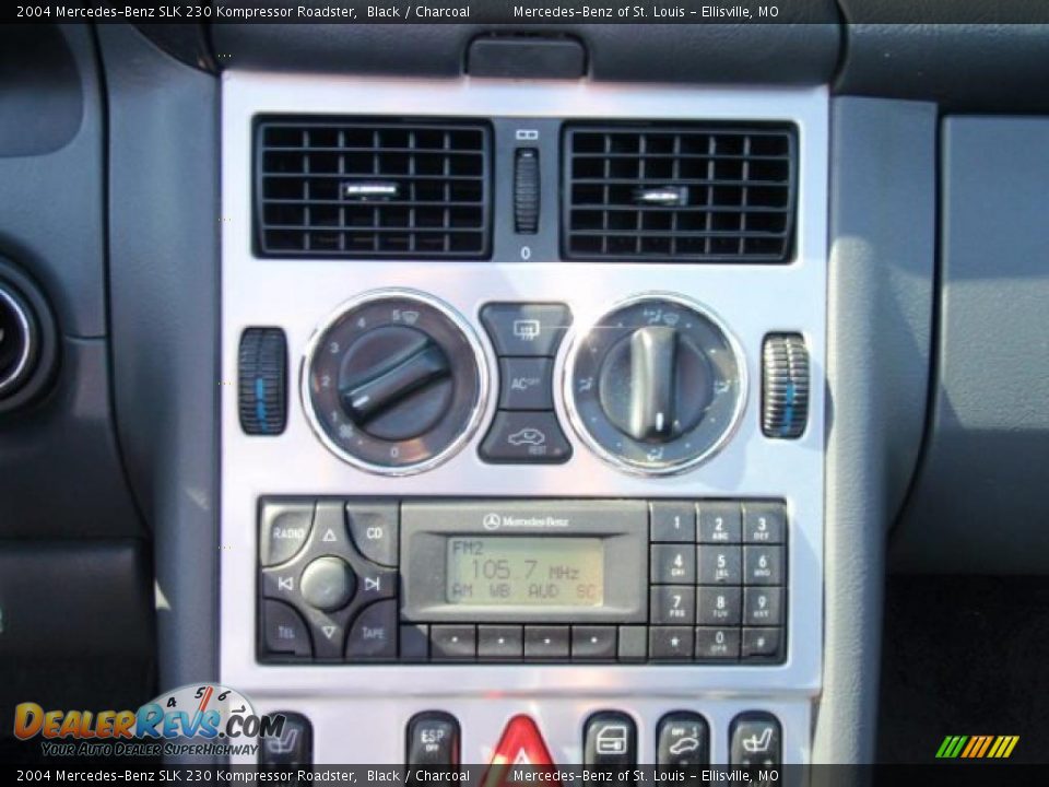 2004 Mercedes-Benz SLK 230 Kompressor Roadster Black / Charcoal Photo #25