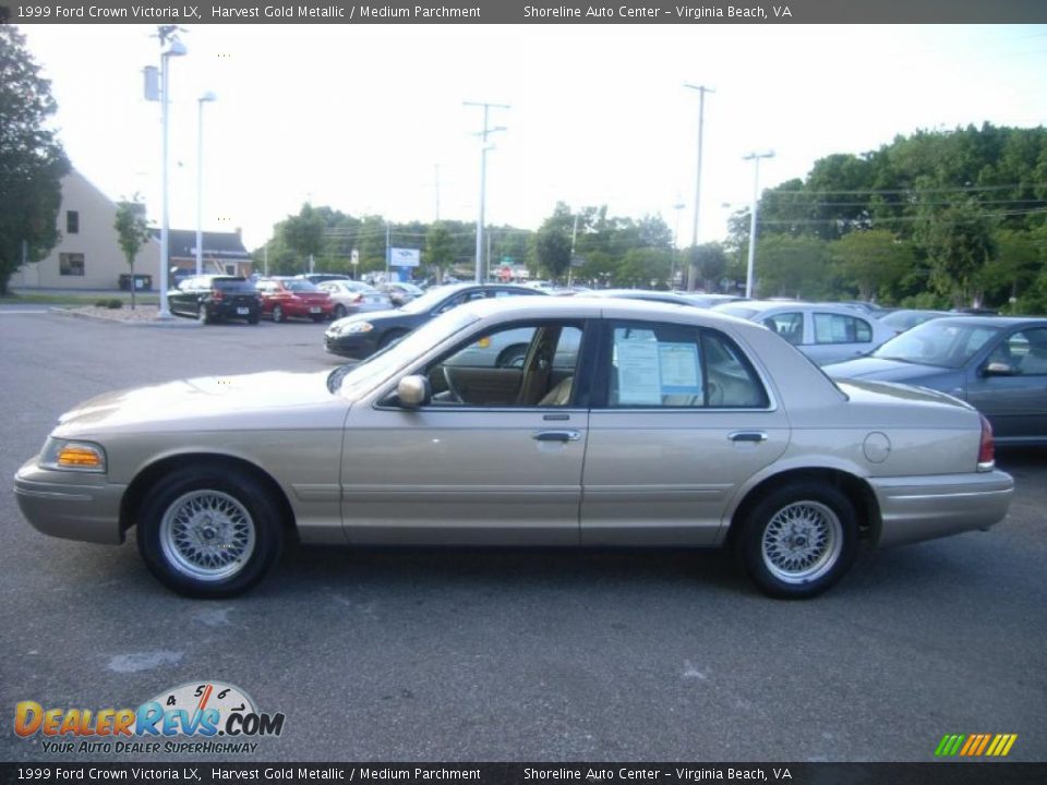 1999 Ford Crown Victoria LX Harvest Gold Metallic / Medium Parchment Photo #2