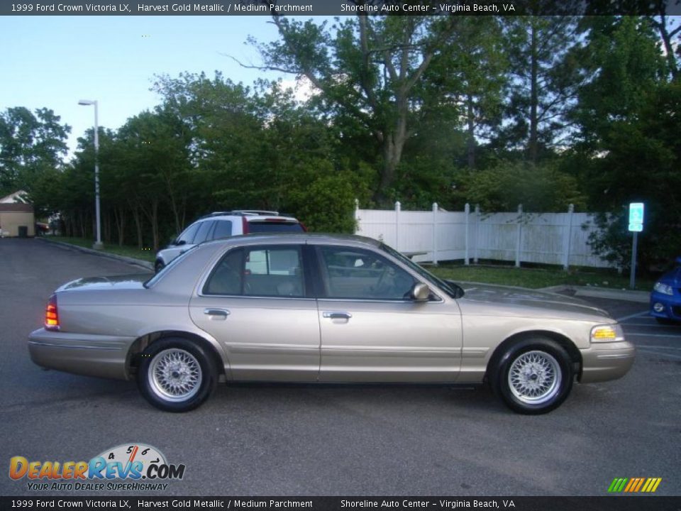 1999 Ford Crown Victoria LX Harvest Gold Metallic / Medium Parchment Photo #6