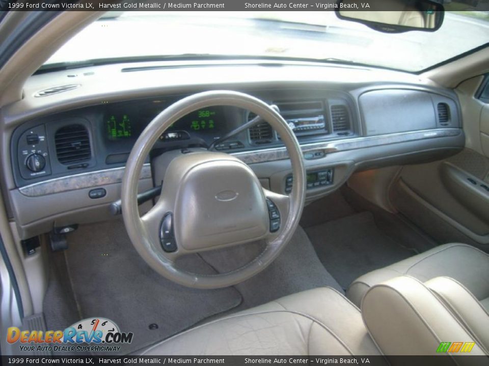 1999 Ford Crown Victoria LX Harvest Gold Metallic / Medium Parchment Photo #14