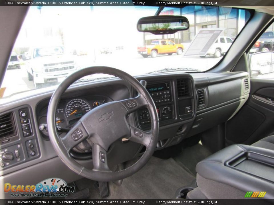 2004 Chevrolet Silverado 1500 LS Extended Cab 4x4 Summit White / Medium Gray Photo #6