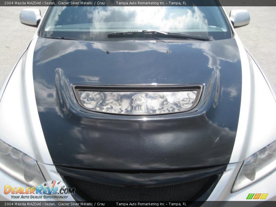 2004 Mazda MAZDA6 i Sedan Glacier Silver Metallic / Gray Photo #3