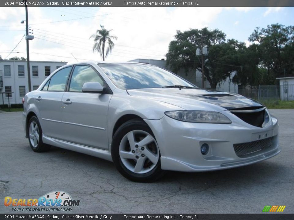 2004 Mazda MAZDA6 i Sedan Glacier Silver Metallic / Gray Photo #6