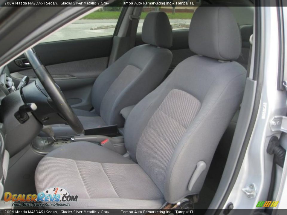 2004 Mazda MAZDA6 i Sedan Glacier Silver Metallic / Gray Photo #23