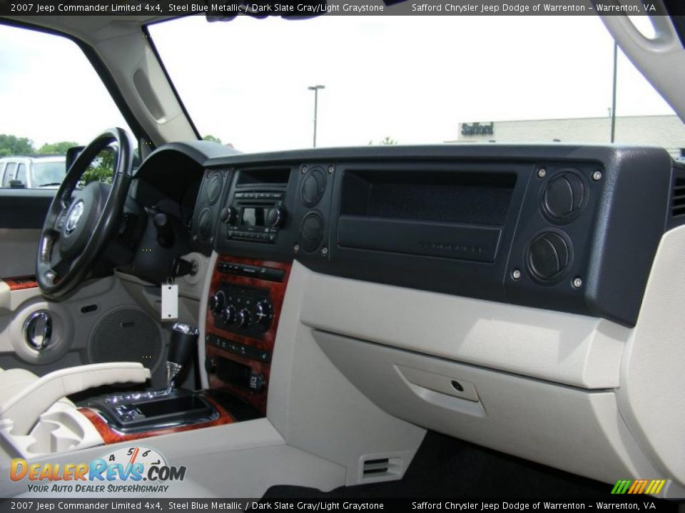 2007 Jeep Commander Limited 4x4 Steel Blue Metallic / Dark Slate Gray/Light Graystone Photo #18