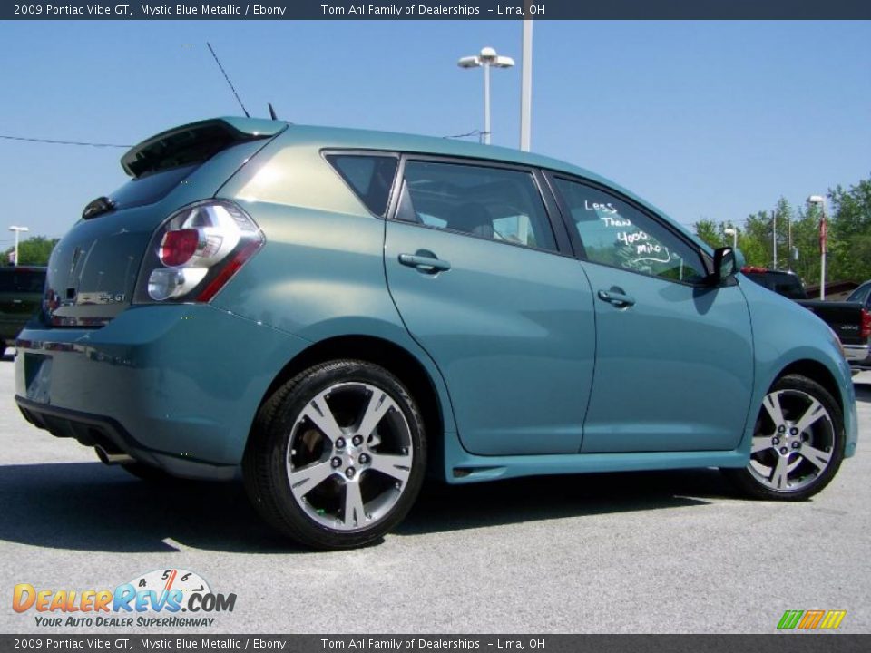 2009 Pontiac Vibe GT Mystic Blue Metallic / Ebony Photo #8