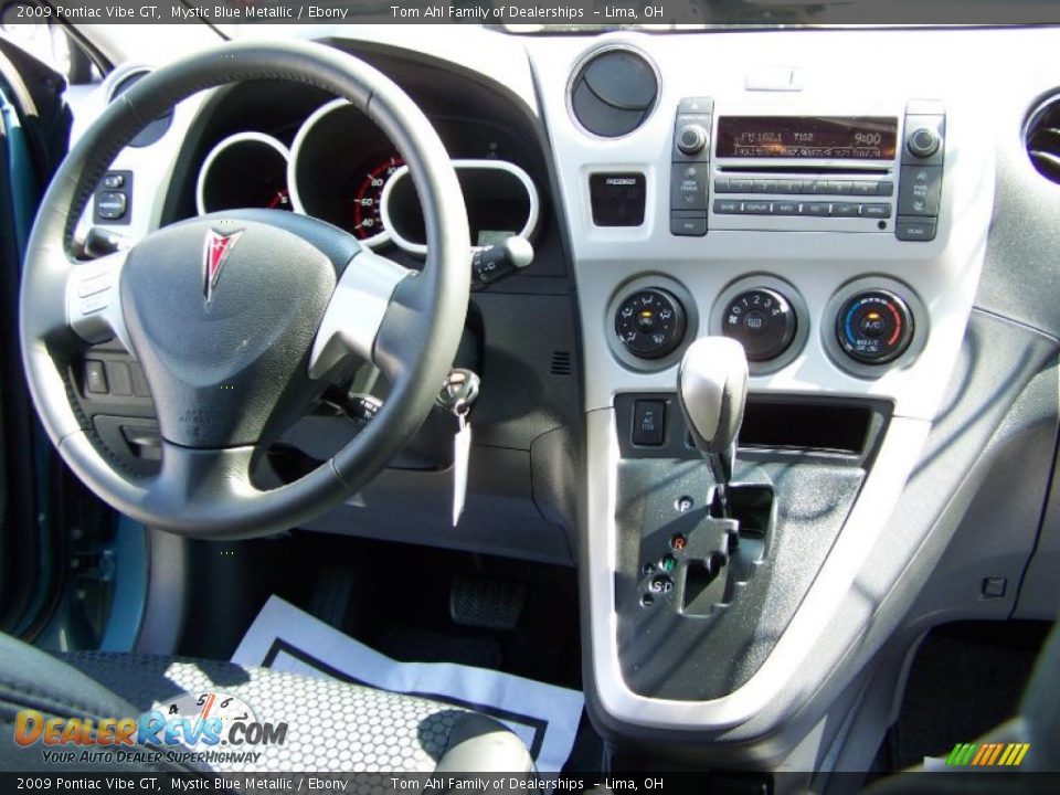 2009 Pontiac Vibe GT Mystic Blue Metallic / Ebony Photo #19