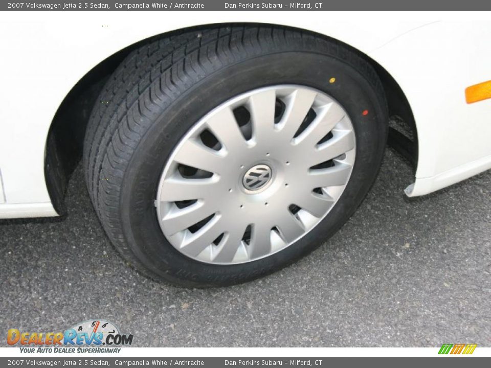 2007 Volkswagen Jetta 2.5 Sedan Campanella White / Anthracite Photo #18