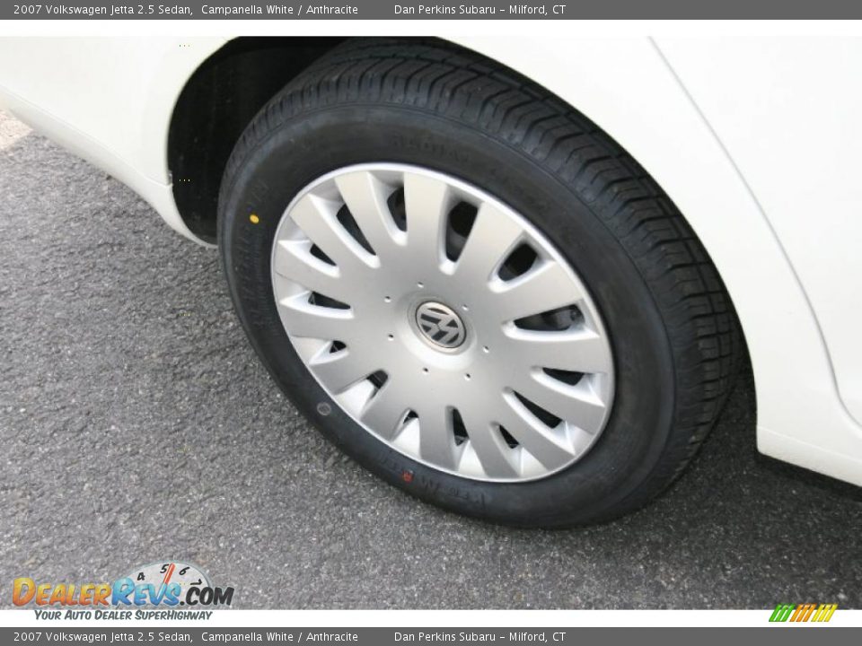 2007 Volkswagen Jetta 2.5 Sedan Campanella White / Anthracite Photo #19