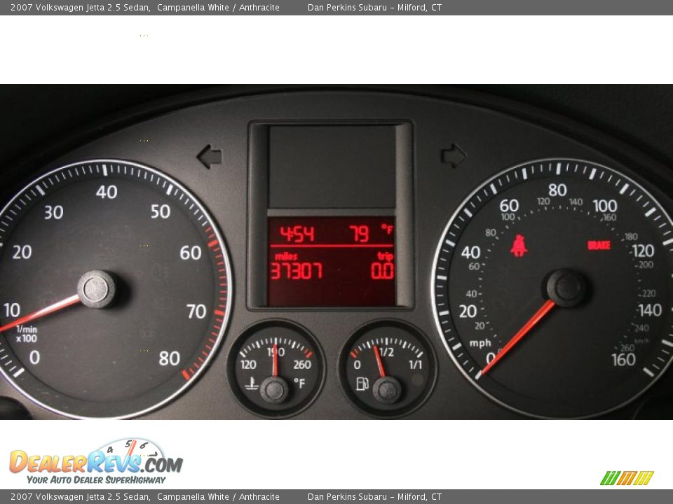 2007 Volkswagen Jetta 2.5 Sedan Campanella White / Anthracite Photo #24