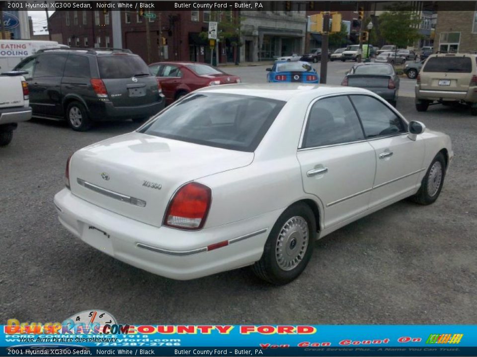 2001 Hyundai XG300 Sedan Nordic White / Black Photo #2