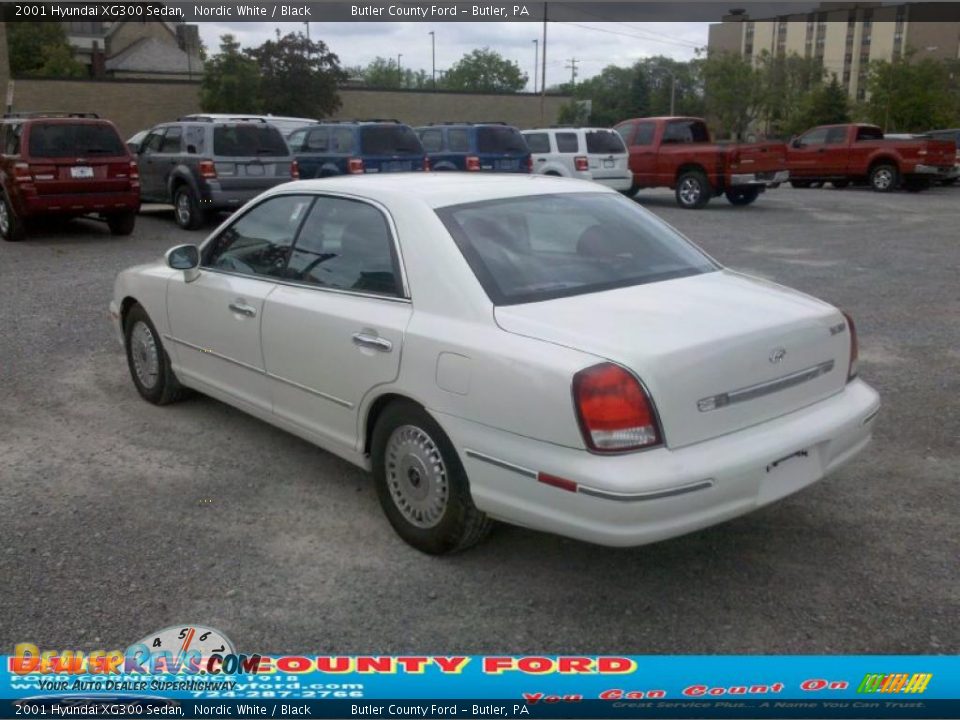 2001 Hyundai XG300 Sedan Nordic White / Black Photo #4