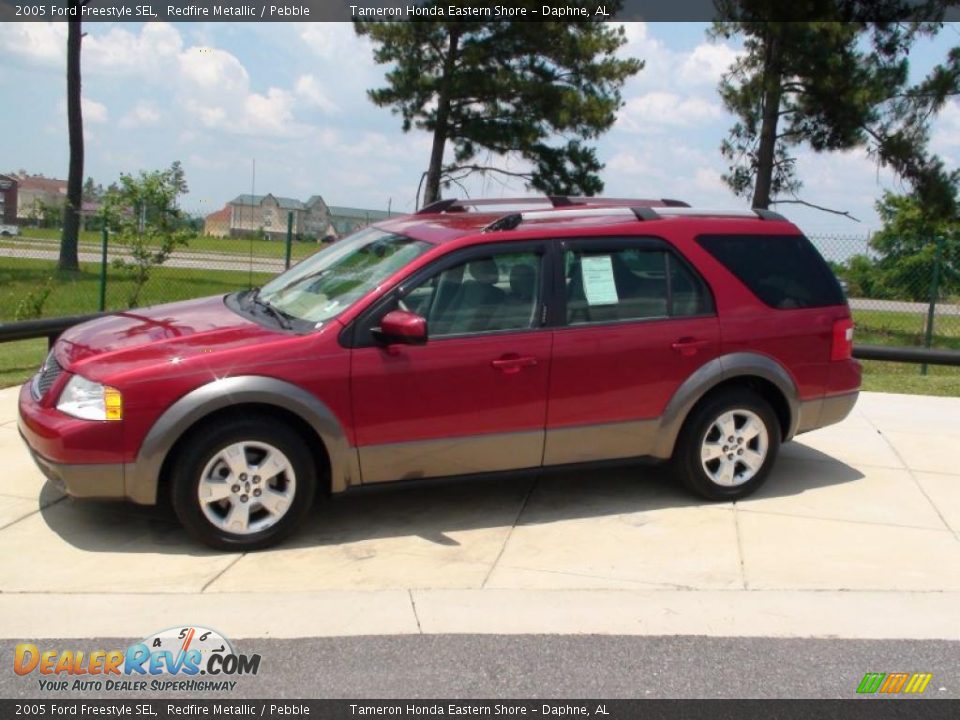 2005 Ford Freestyle SEL Redfire Metallic / Pebble Photo #11