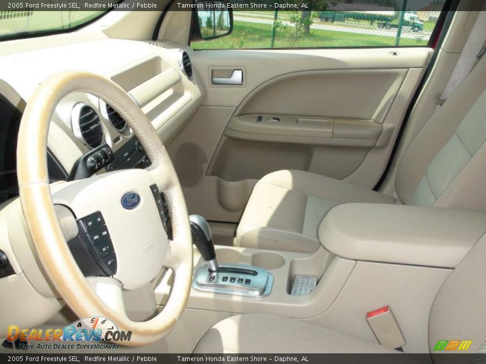 2005 Ford Freestyle SEL Redfire Metallic / Pebble Photo #15