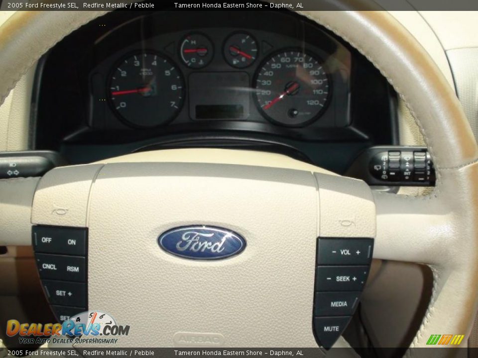 2005 Ford Freestyle SEL Redfire Metallic / Pebble Photo #20