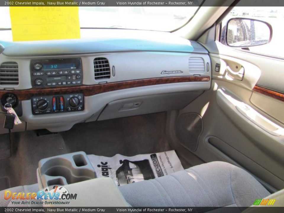 2002 Chevrolet Impala Navy Blue Metallic / Medium Gray Photo #13