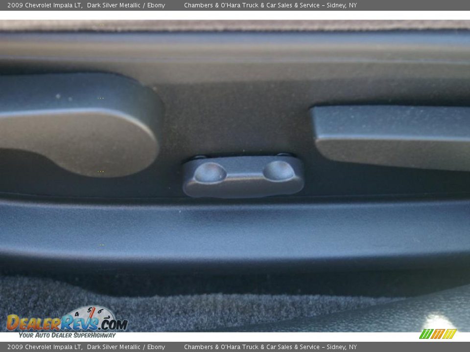 2009 Chevrolet Impala LT Dark Silver Metallic / Ebony Photo #4