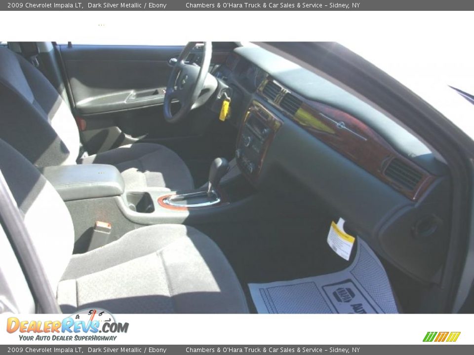2009 Chevrolet Impala LT Dark Silver Metallic / Ebony Photo #15