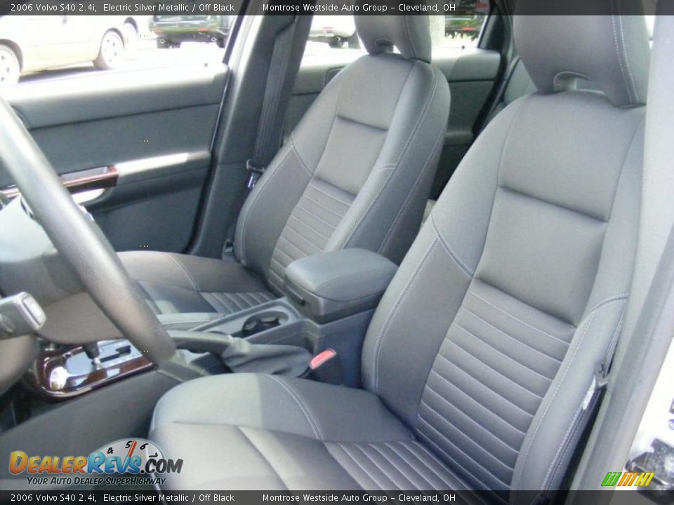 2006 Volvo S40 2.4i Electric Silver Metallic / Off Black Photo #9