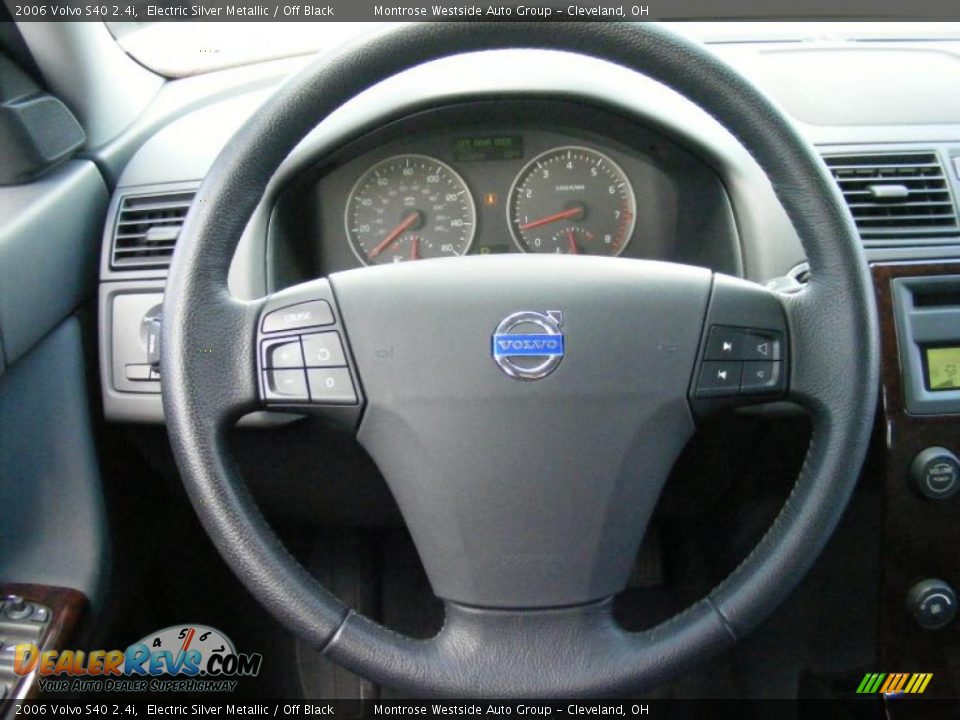 2006 Volvo S40 2.4i Electric Silver Metallic / Off Black Photo #16
