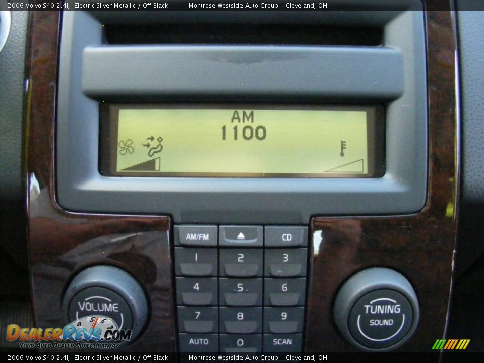 2006 Volvo S40 2.4i Electric Silver Metallic / Off Black Photo #20