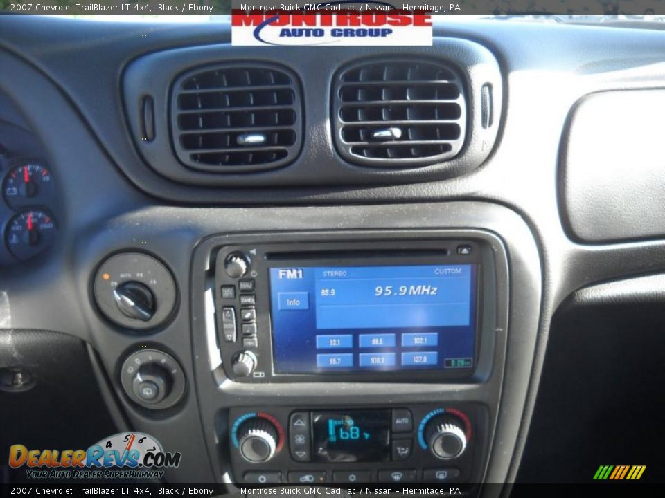 2007 Chevrolet TrailBlazer LT 4x4 Black / Ebony Photo #27