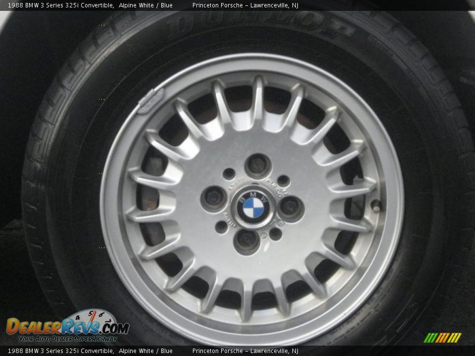 1988 BMW 3 Series 325i Convertible Alpine White / Blue Photo #23