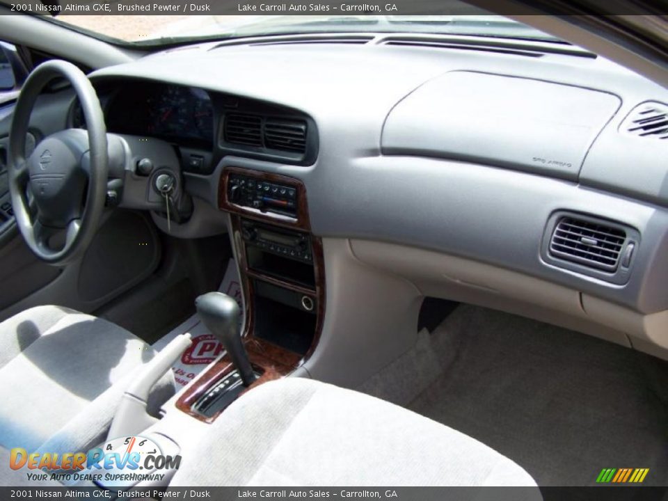 2001 Nissan Altima GXE Brushed Pewter / Dusk Photo #18