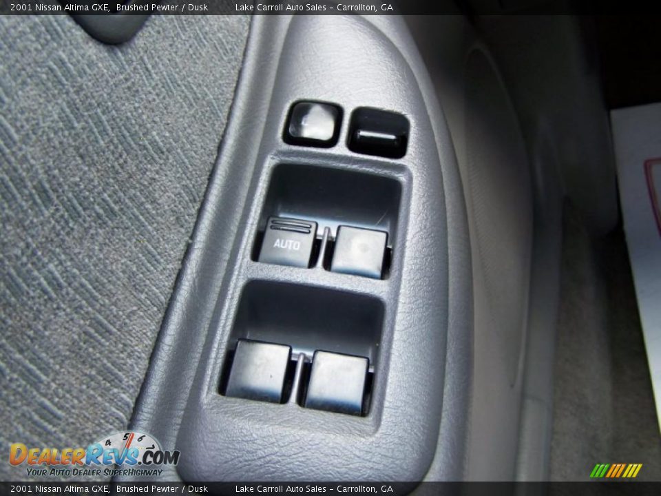 2001 Nissan Altima GXE Brushed Pewter / Dusk Photo #22