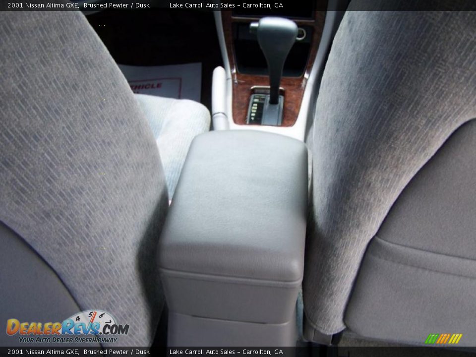2001 Nissan Altima GXE Brushed Pewter / Dusk Photo #25