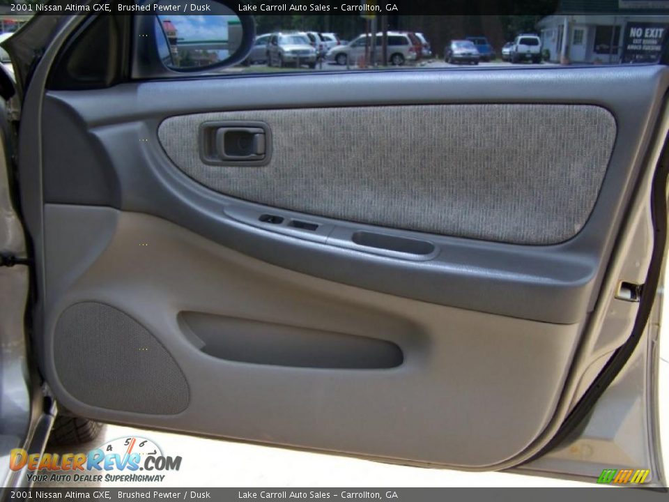 2001 Nissan Altima GXE Brushed Pewter / Dusk Photo #28