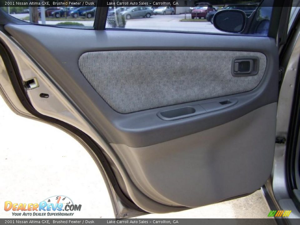 2001 Nissan Altima GXE Brushed Pewter / Dusk Photo #29