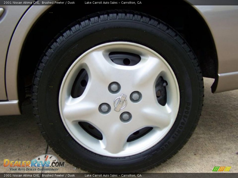 2001 Nissan Altima GXE Brushed Pewter / Dusk Photo #33