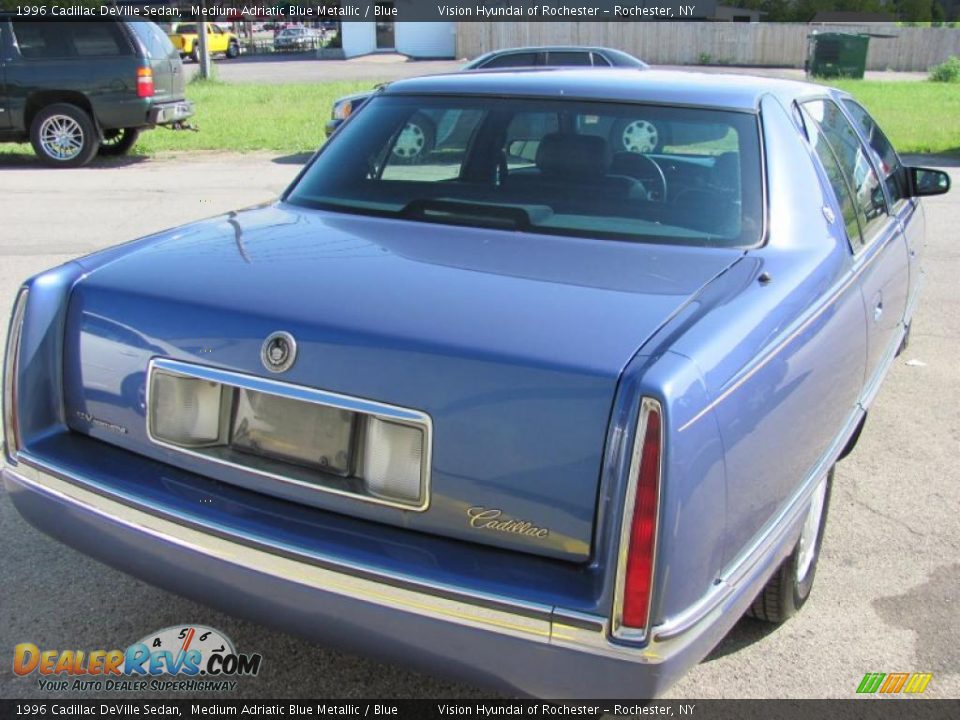 1996 Cadillac DeVille Sedan Medium Adriatic Blue Metallic / Blue Photo #2