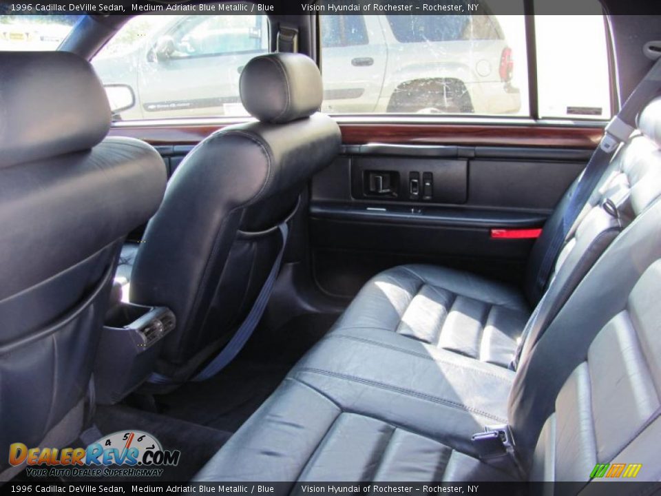 1996 Cadillac DeVille Sedan Medium Adriatic Blue Metallic / Blue Photo #8