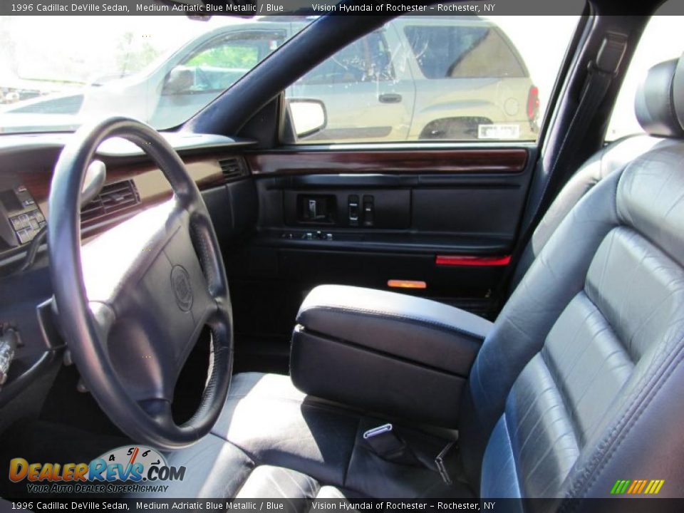 1996 Cadillac DeVille Sedan Medium Adriatic Blue Metallic / Blue Photo #20