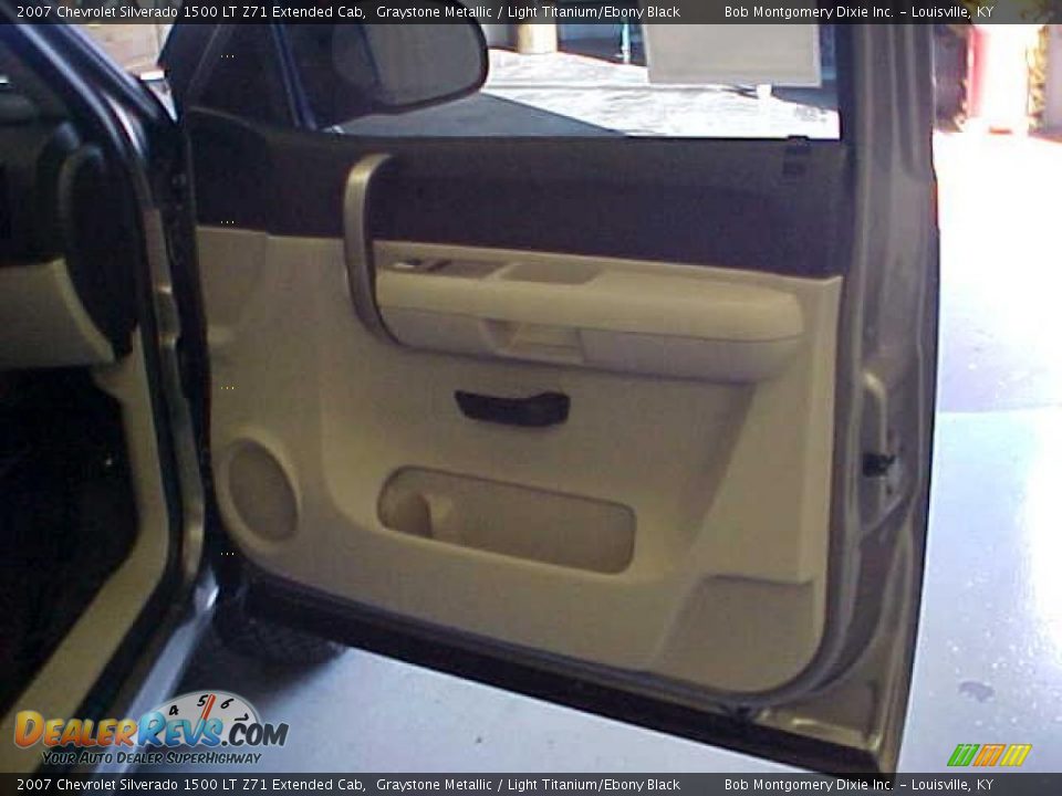 2007 Chevrolet Silverado 1500 LT Z71 Extended Cab Graystone Metallic / Light Titanium/Ebony Black Photo #7