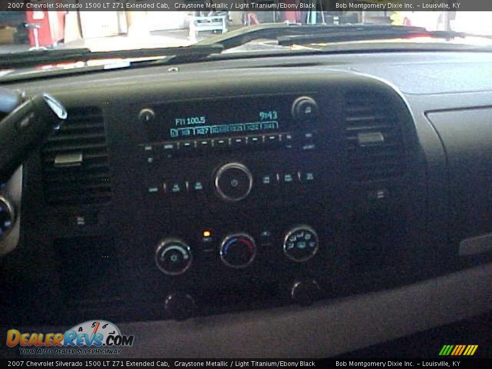 2007 Chevrolet Silverado 1500 LT Z71 Extended Cab Graystone Metallic / Light Titanium/Ebony Black Photo #23