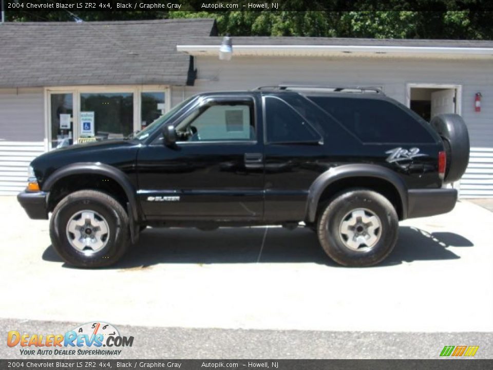 2004 Chevrolet Blazer LS ZR2 4x4 Black / Graphite Gray Photo #4