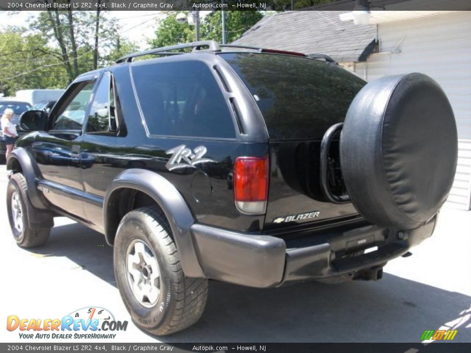 2004 Chevrolet Blazer LS ZR2 4x4 Black / Graphite Gray Photo #5